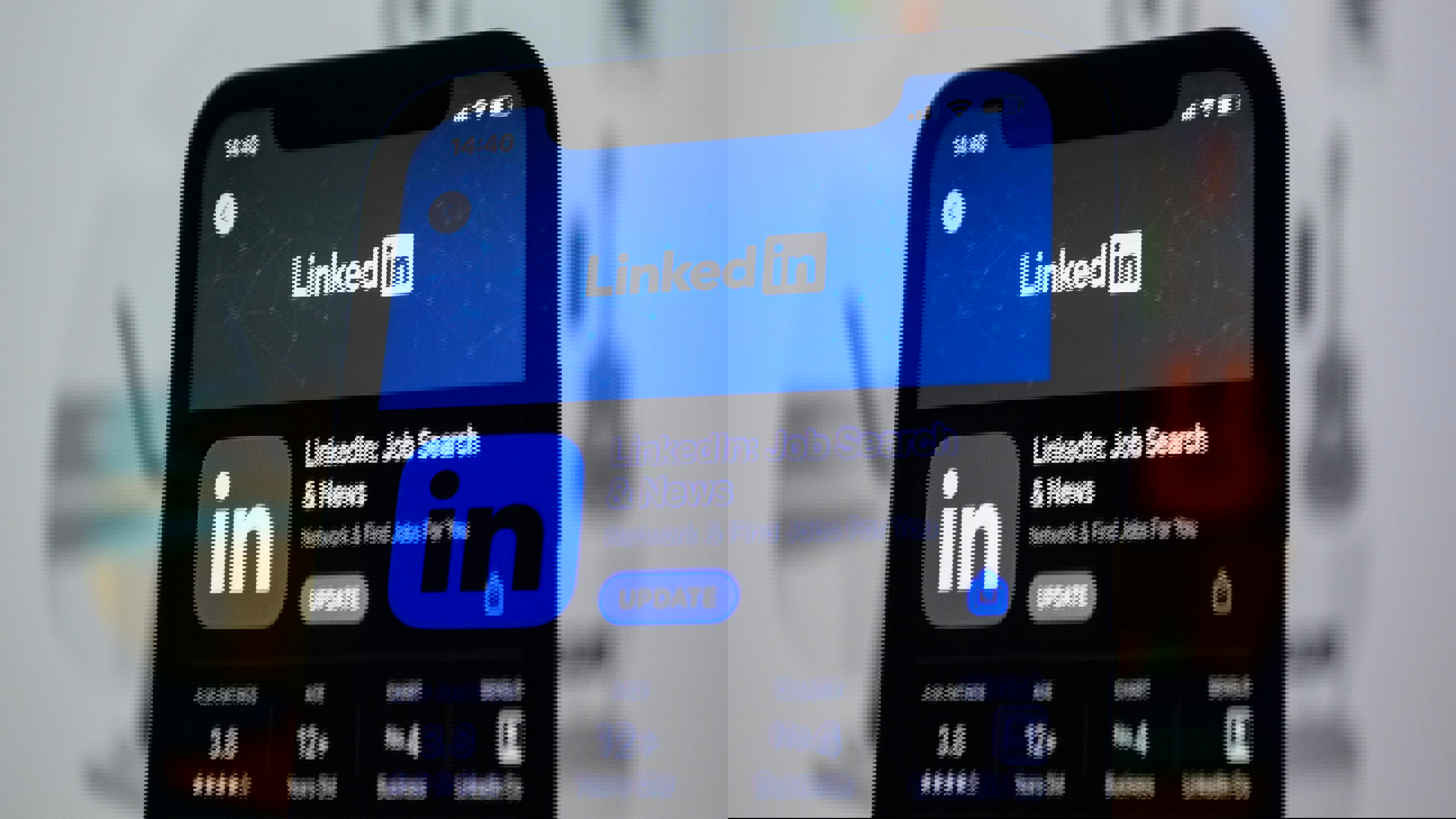 Hvordan holder du din datingprofil opdateret uden at overgøre det?