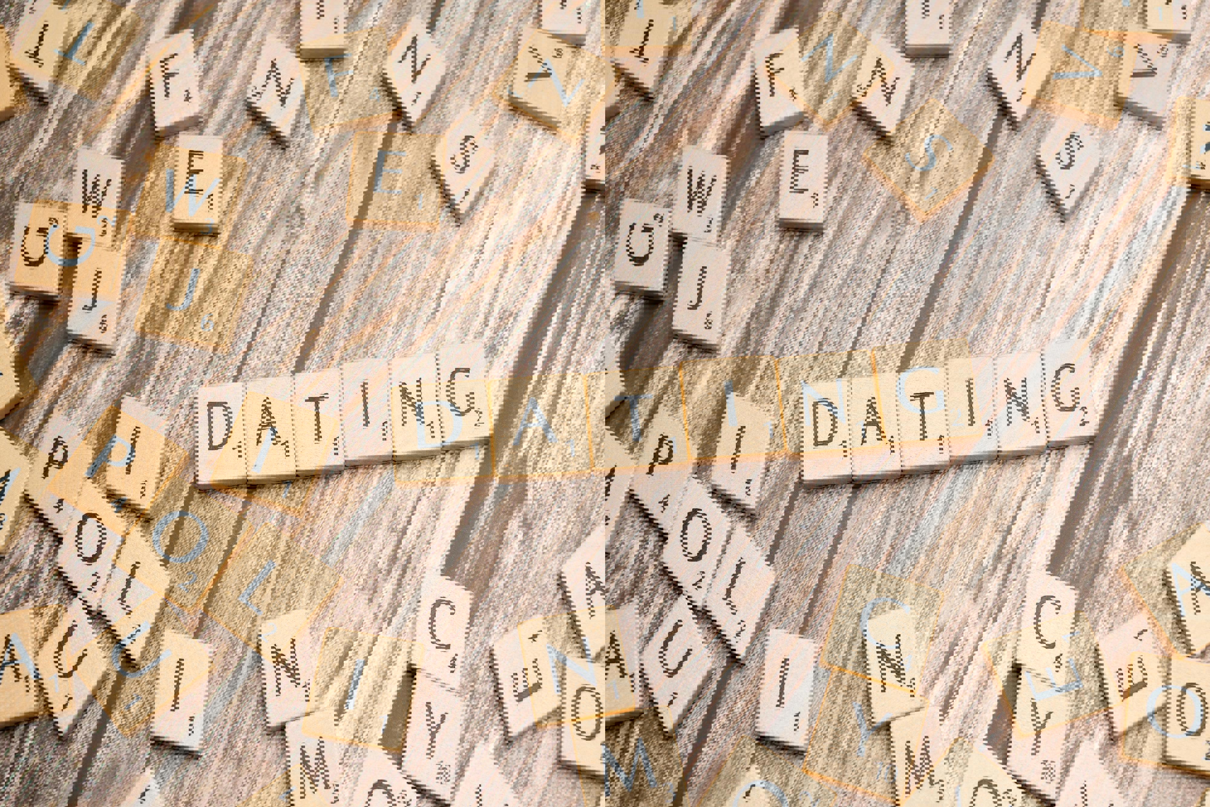 Hvordan undgår du at lyve om dig selv i dating?