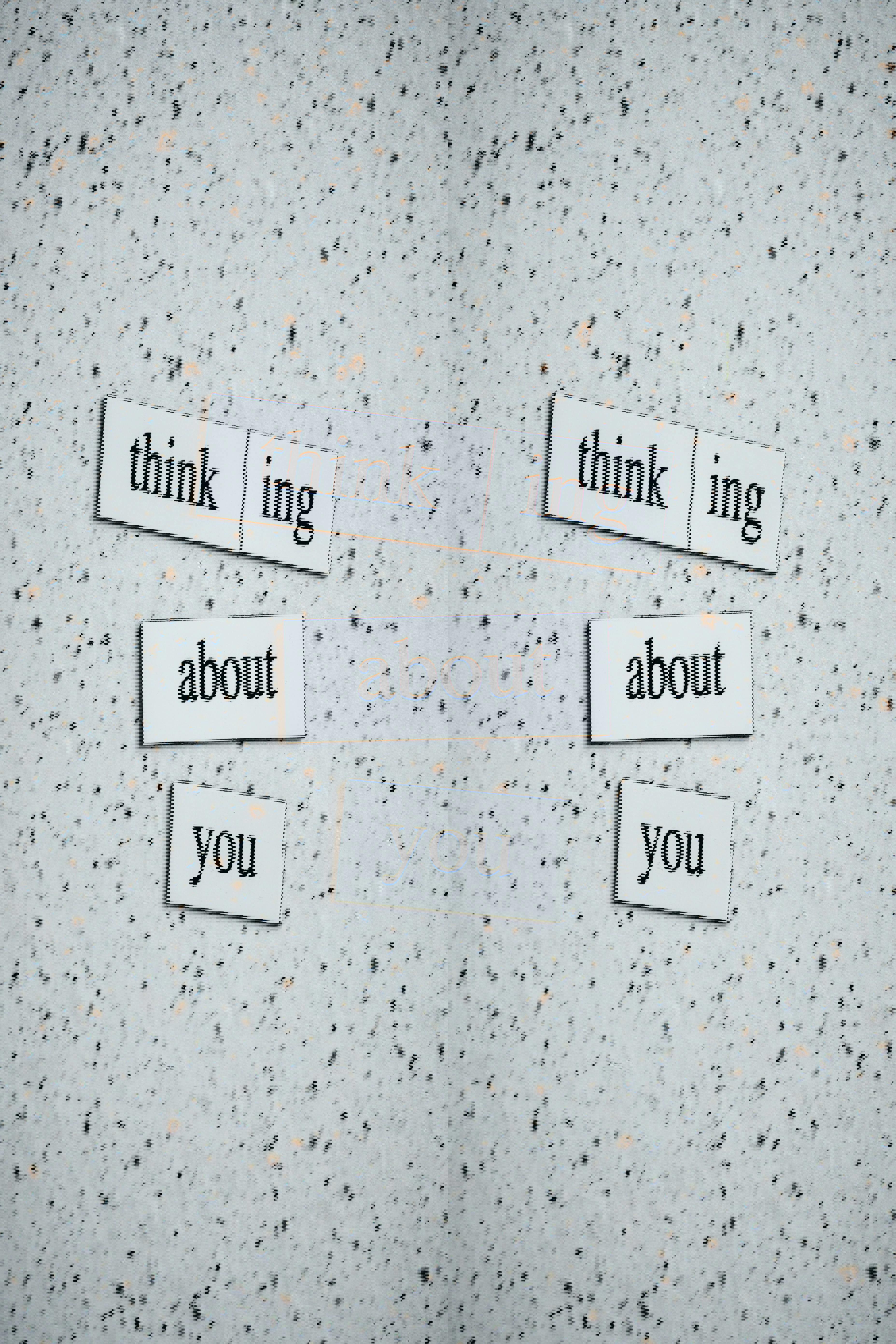 Hvorfor din eks stadig dukker op i dine tanker – og hvad du kan gøre