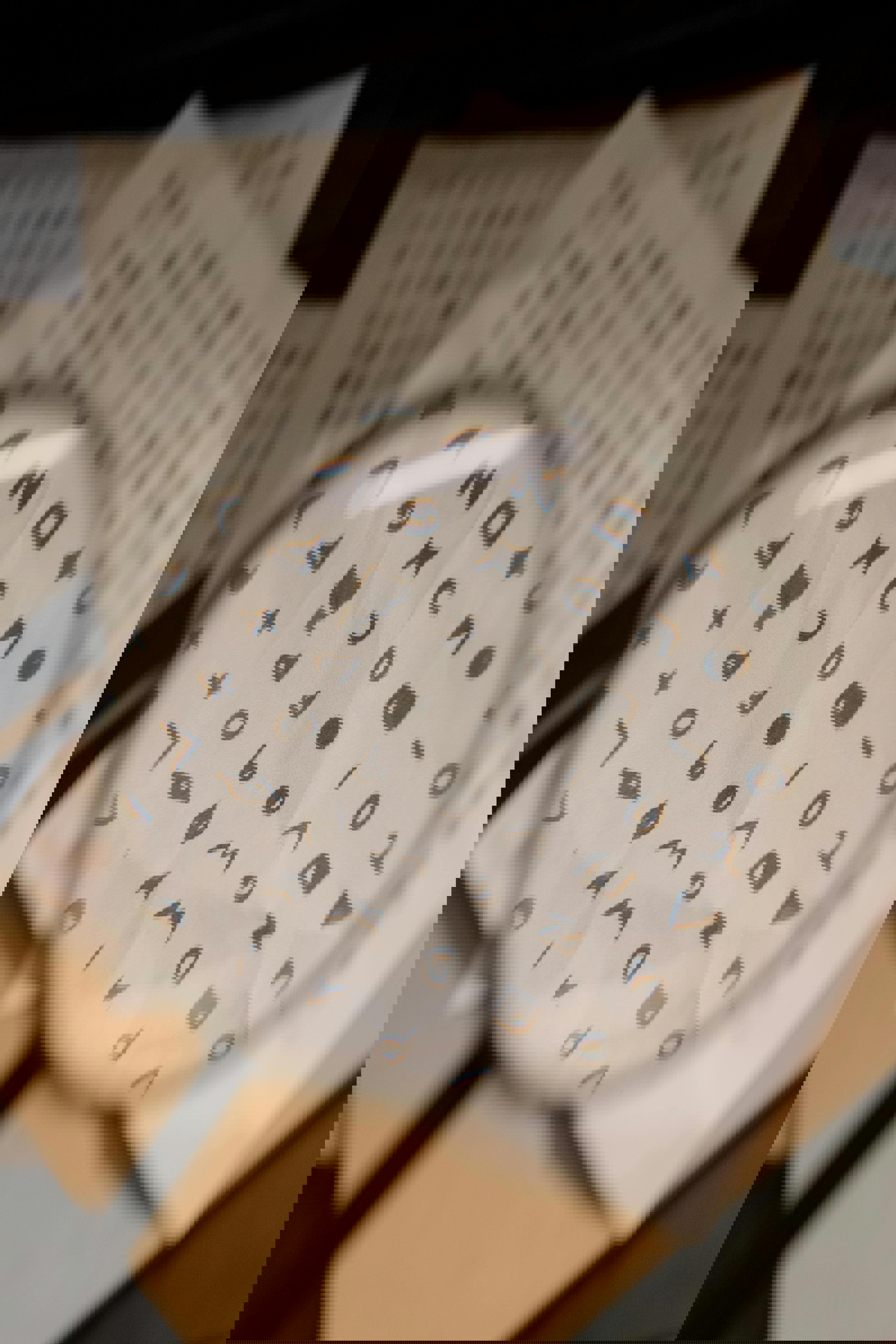 Sådan læser du mellem linjerne i beskeder